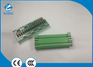 El PLC controla el circuito antiinterferente del tablero 16Channel del amplificador de DC con el disipador de calor